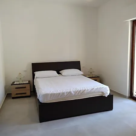Casa Acqua Marina بيشيلي