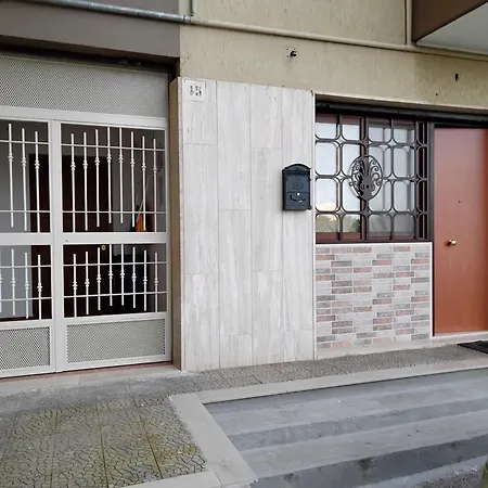 アパート Casa Acqua Marina ビシェーリエ