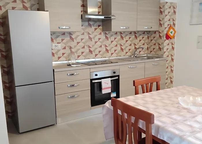 Casa Acqua Marina ビシェーリエ